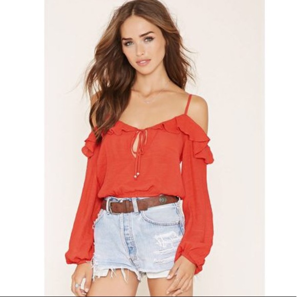 Forever 21 Festival Crop-Top - Picture 1 of 7